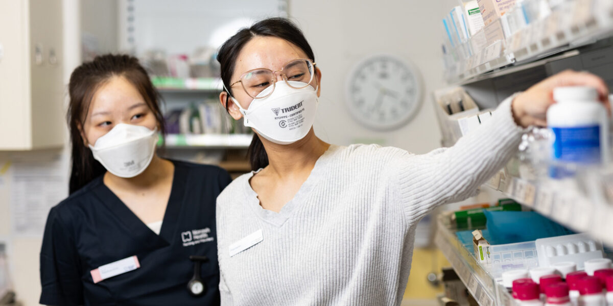 Pictured: (L-R) Vanessa Shao, Nurse and Helen Ho, Pharmacist, MMC. Copyright Monash Health. Not for use without prior written permission.
